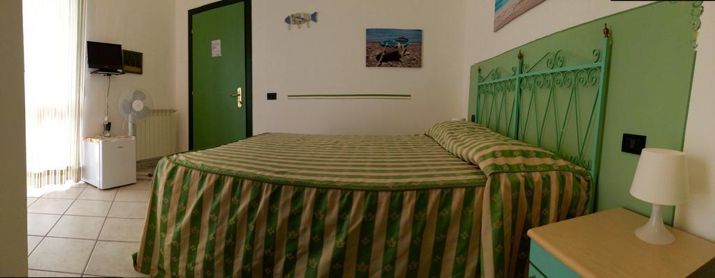Lungomare Hotel Marina di Cecina Extérieur photo